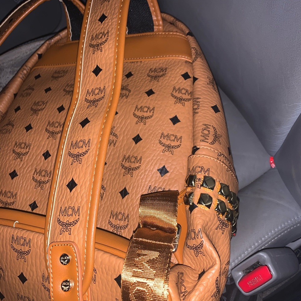 Mcm Backpack Medium Size - image 3